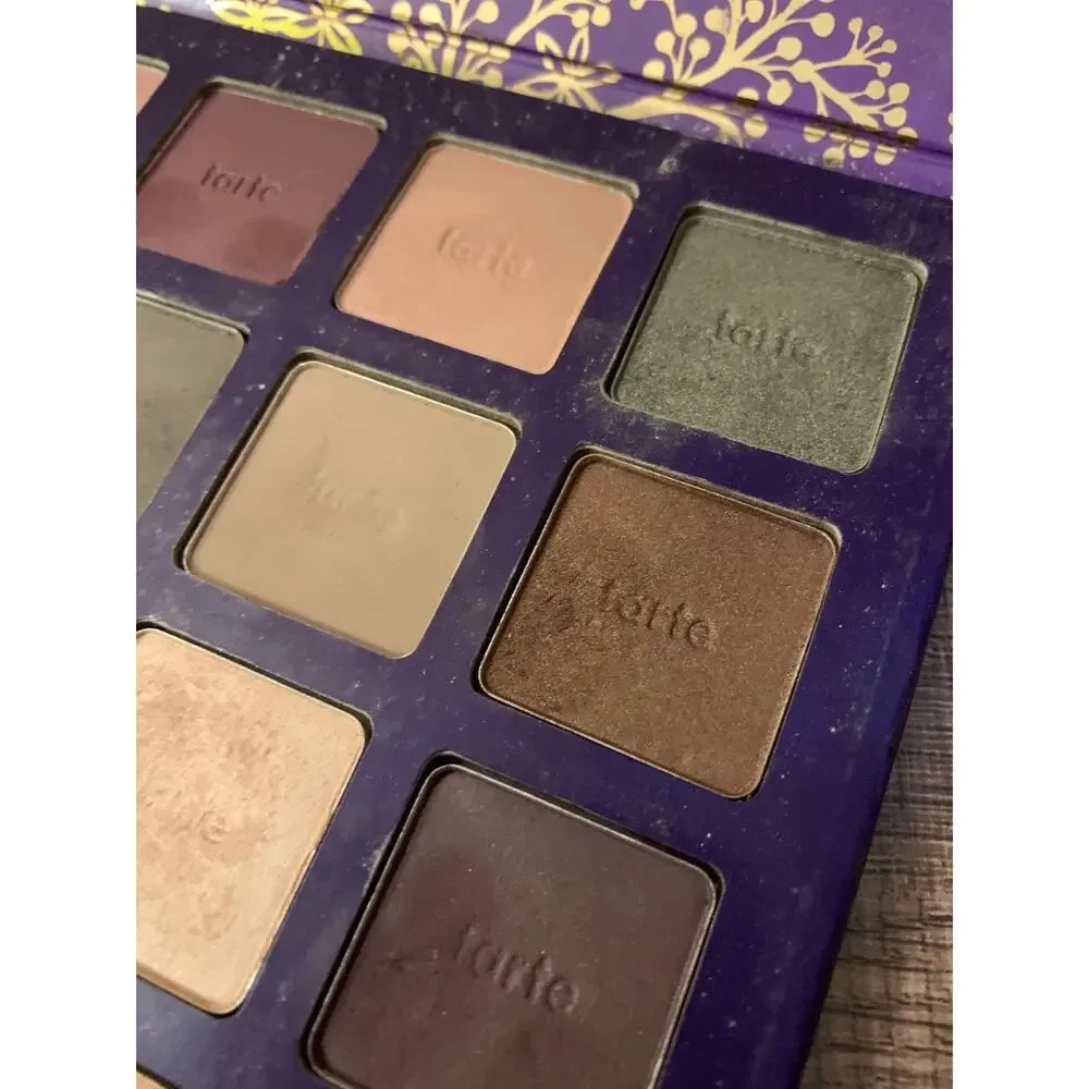 20 Shade HIGH PERFORMANCE NATURALS EYESHADOW PALETTE by‎ TARTE